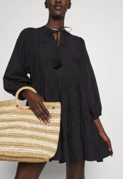Seafolly Bora Bora Flora Embroidery Tiered Dress - Strandaccessoire - Black -Fashion Verkoop 453e25302c064219b6abc24c894920e8