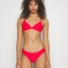 Seafolly Essentials Fixed Tri Hipster - Bikini - Red -Fashion Verkoop 5bc93aa69cd5431385b0bab67b4a1242