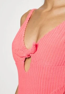 Seafolly Havana Deep One Piece - Badpak - Sun Kissed Coral -Fashion Verkoop 8ad60161bb5247f0a3ecfad9925f78bb