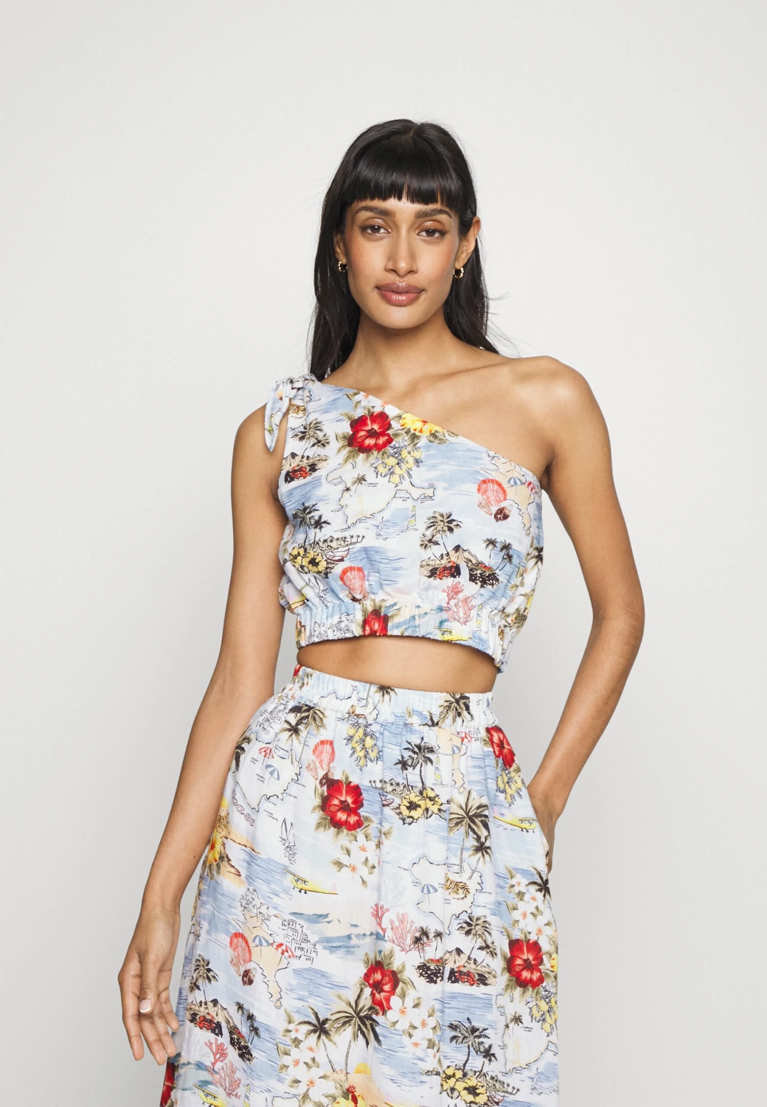 Fashion Verkoop -Fashion Verkoop d67acf1209614aa8b9bfca9951f7a43e scaled