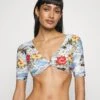 Seafolly Coast To Coast Twist Front Crop - Bikinitop - Powder Blue -Fashion Verkoop d75a7d0503104298a605a4a58b1f3bd7