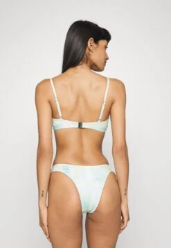 Seafolly Tropicana Bralette - Bikinitop - Baltic Blue 9 Seafolly Tropicana Bralette - Bikinitop - Baltic Blue -Fashion Verkoop ef7c7bb2d91e46d0b88043c296e1c9b2